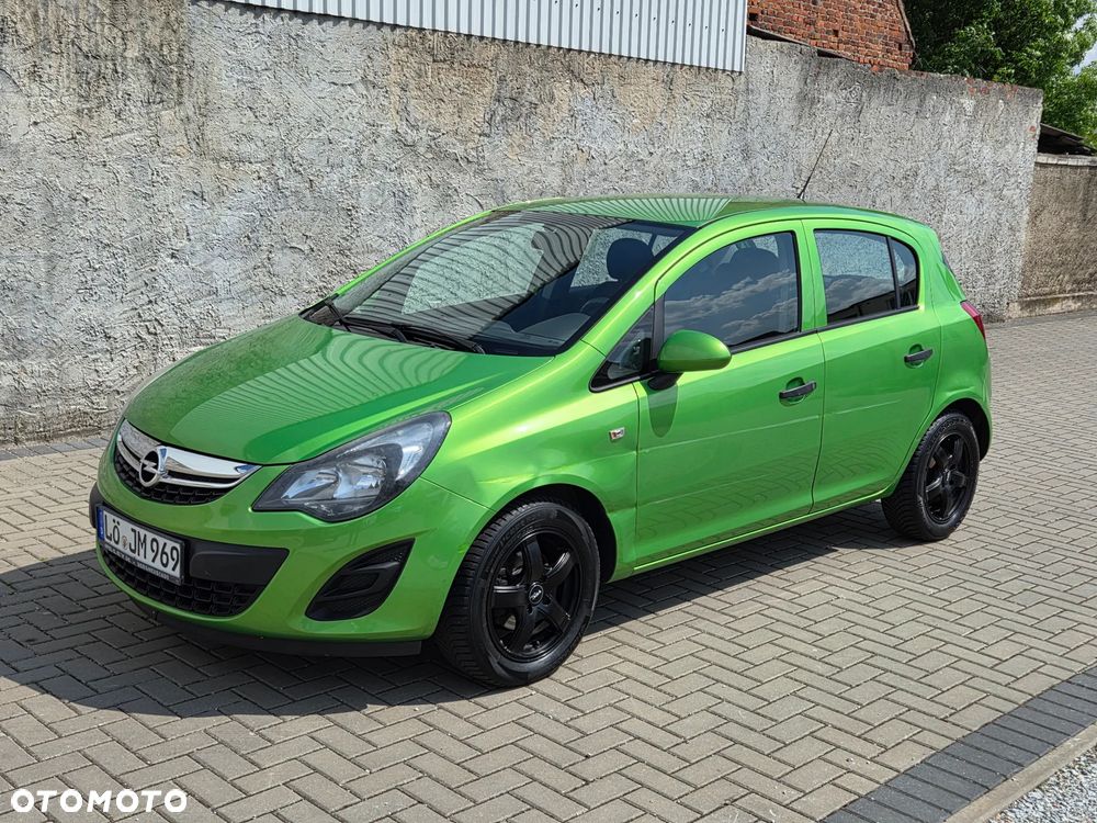 Opel Corsa 1.2 16V Color Edition - 1