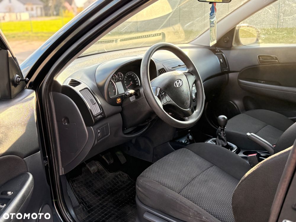 Hyundai i30 1.4 Blue Comfort - 9