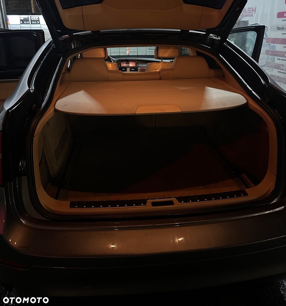 BMW X6 - 18