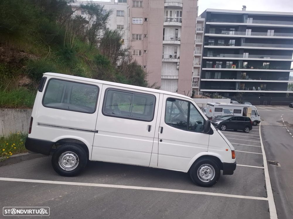 Ford Transit Tourneo 2.5 D LX Curta - 3