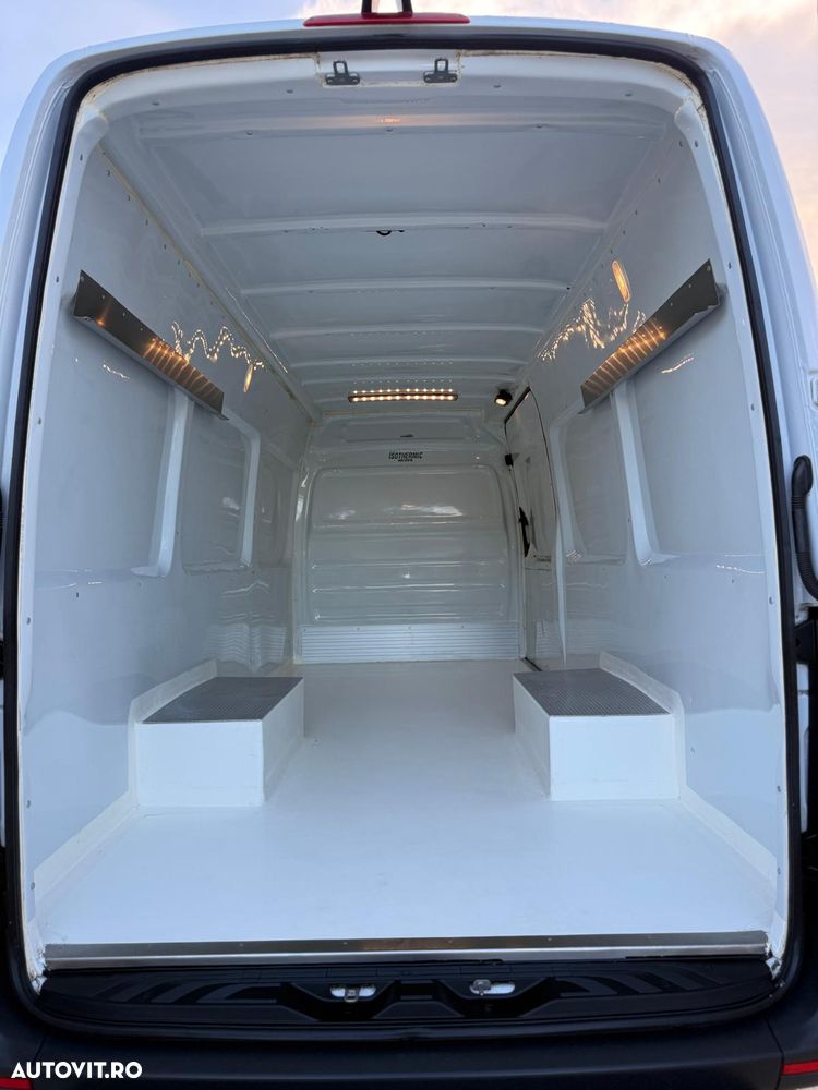 Mercedes-Benz Sprinter - 18