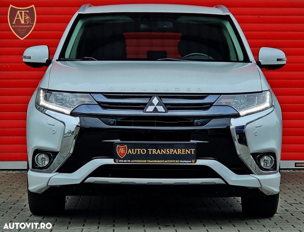 Mitsubishi Outlander 2.0 4WD - 18