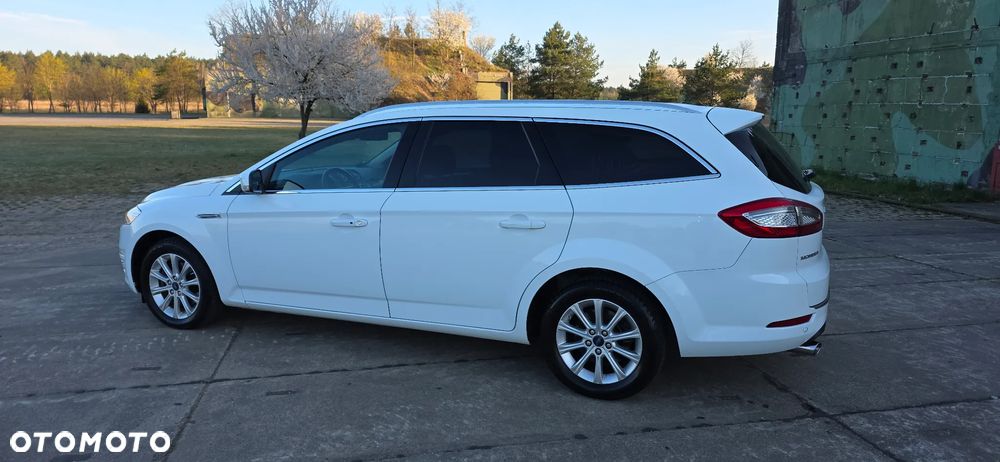 Ford Mondeo 2.0 EcoBoost Titanium - 15