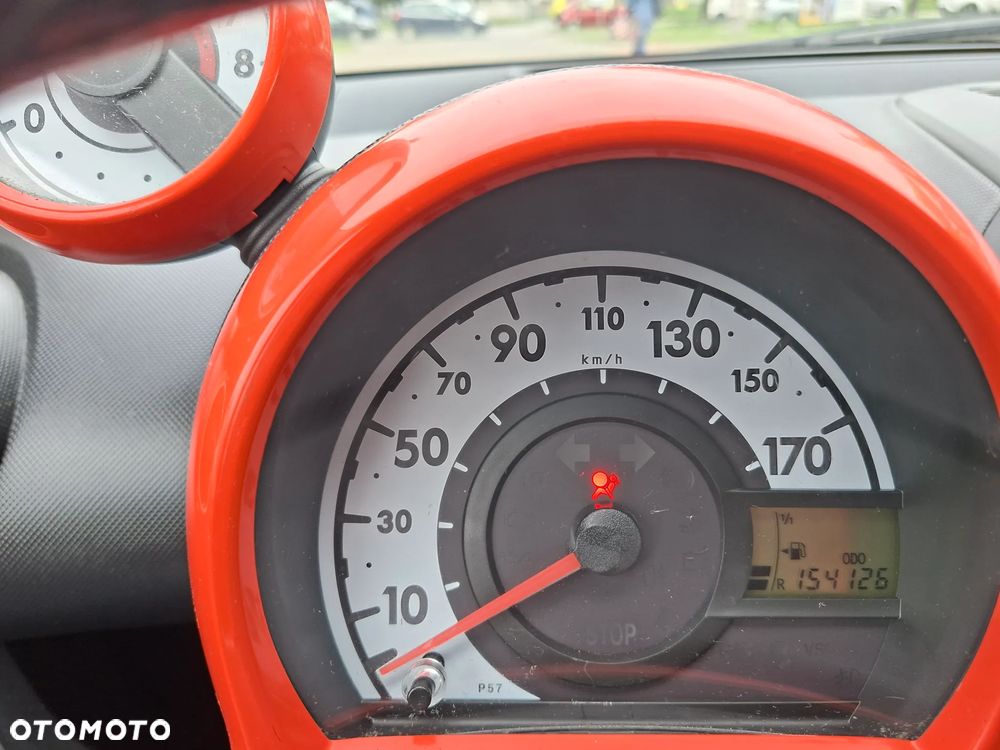 Toyota Aygo x-cite - 4