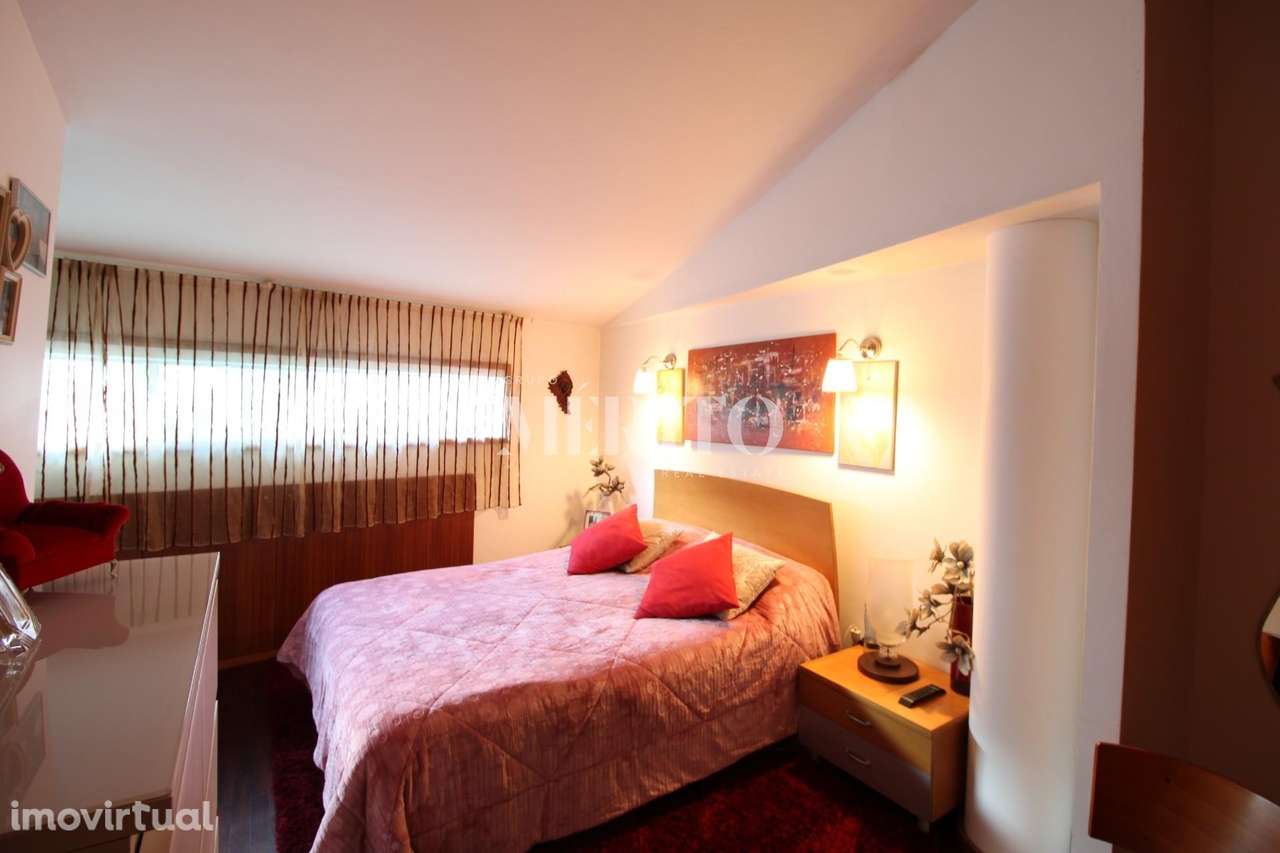 Moradia V4 na 2º linha de mar na Póvoa de Varzim - Grande imagem: 4/19