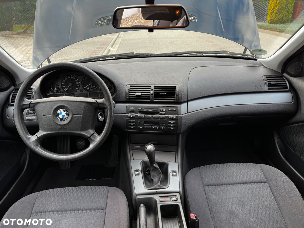 BMW Seria 3 320d - 26