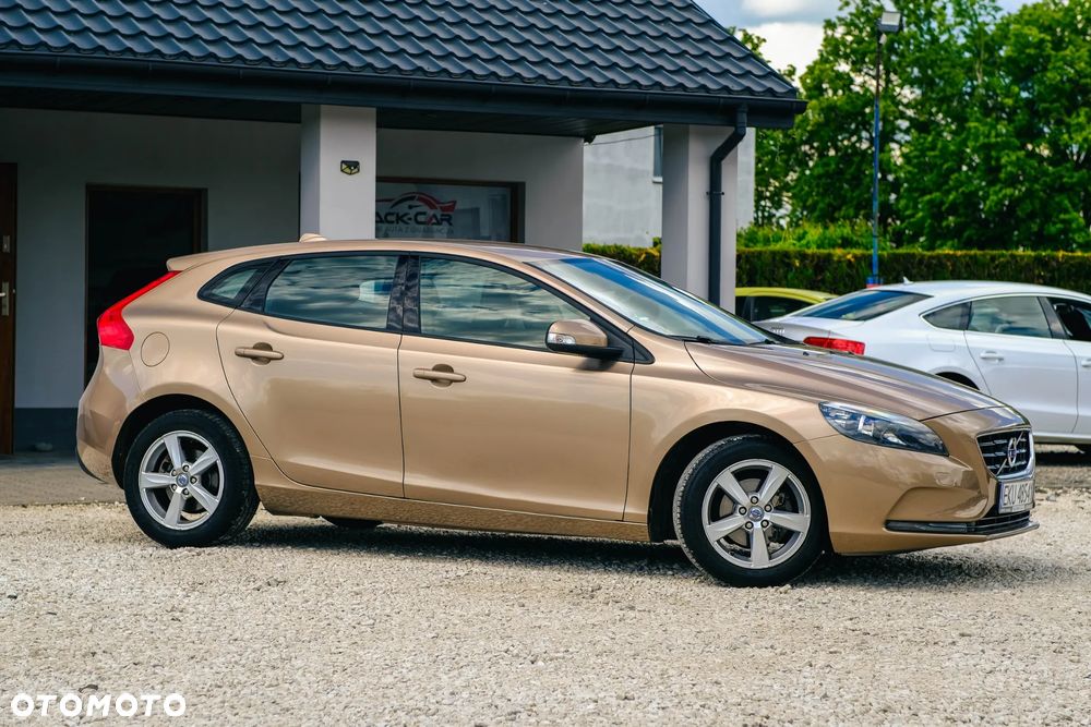 Volvo V40 D2 - 6