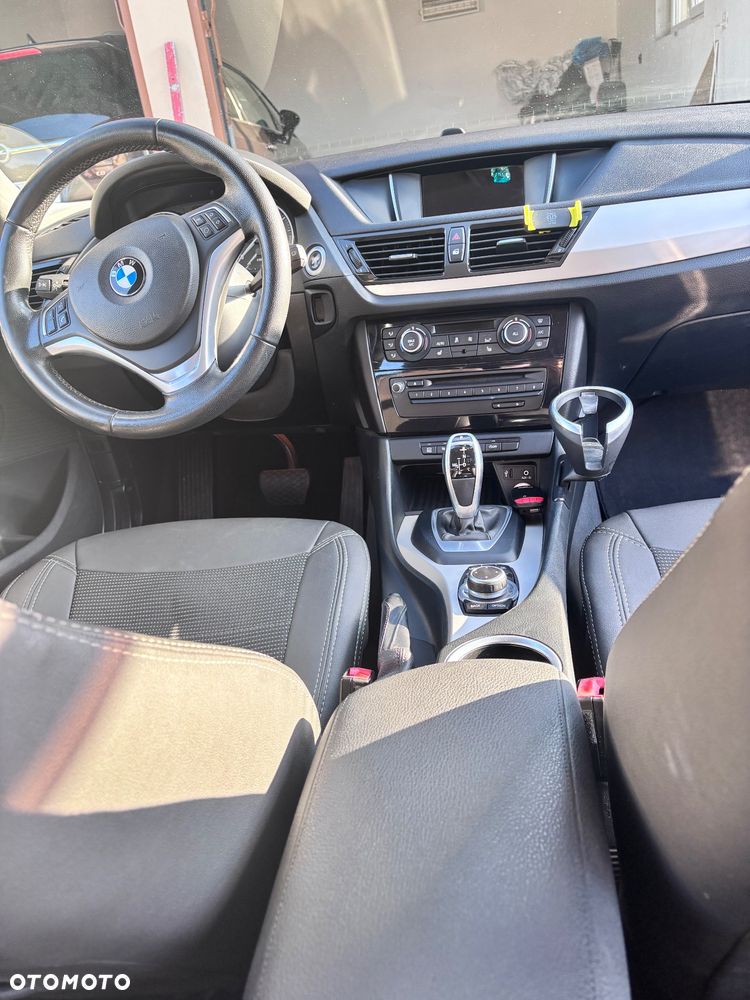BMW X1 xDrive18d - 6