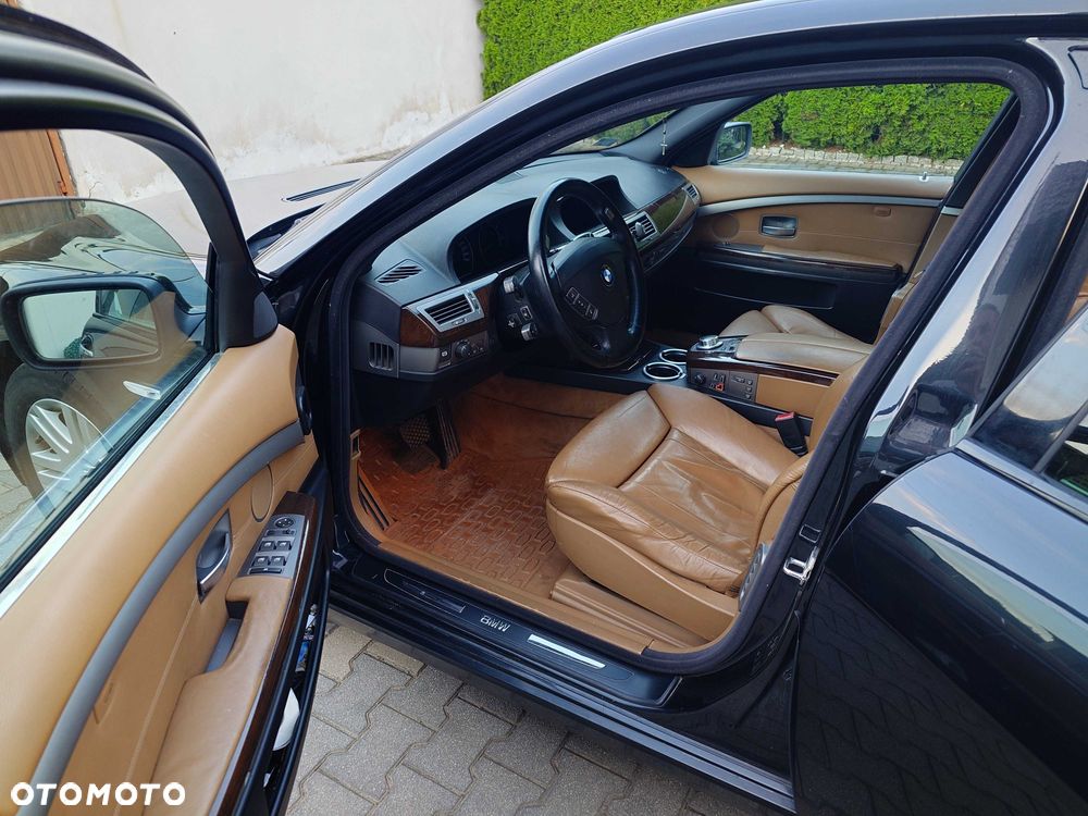 BMW Seria 7 - 4