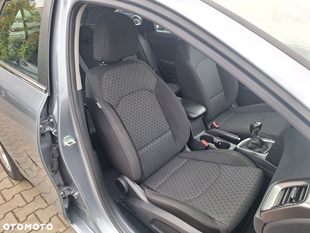 Kia Ceed - 17