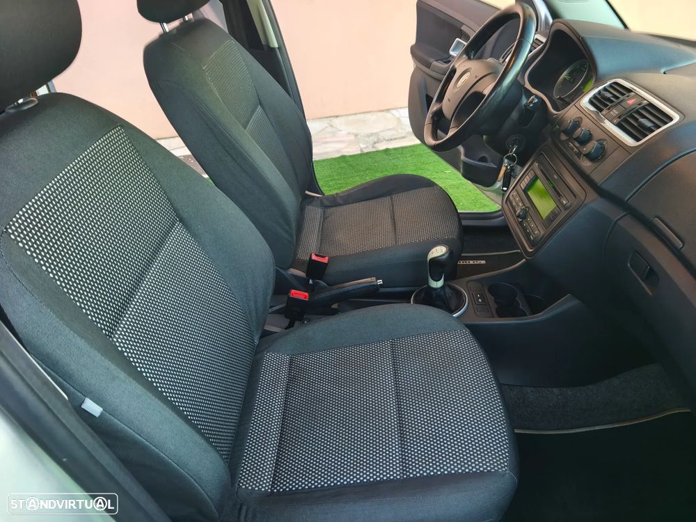 Skoda Roomster 1.4 TDI Style II - 15