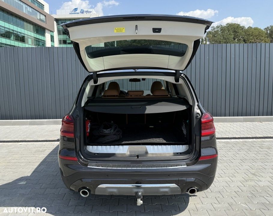 BMW X3 xDrive30e AT PHEV - 29