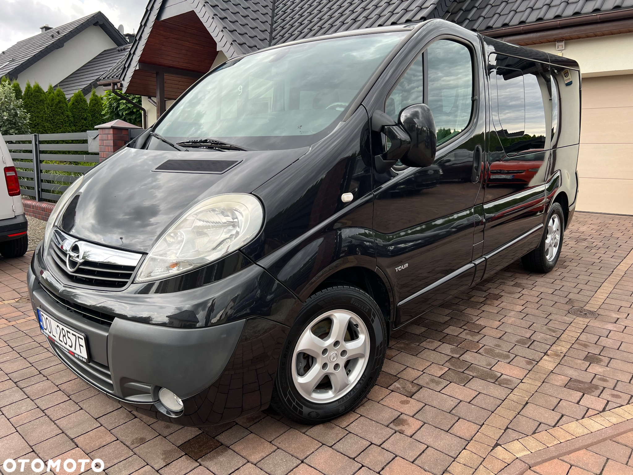 Opel Vivaro 2.0 CDTI L1H1 Tour Cosmo - 2