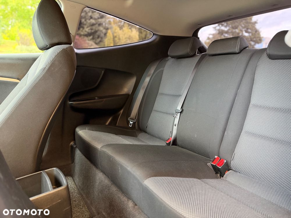 Hyundai i30 1.4 Premium - 8