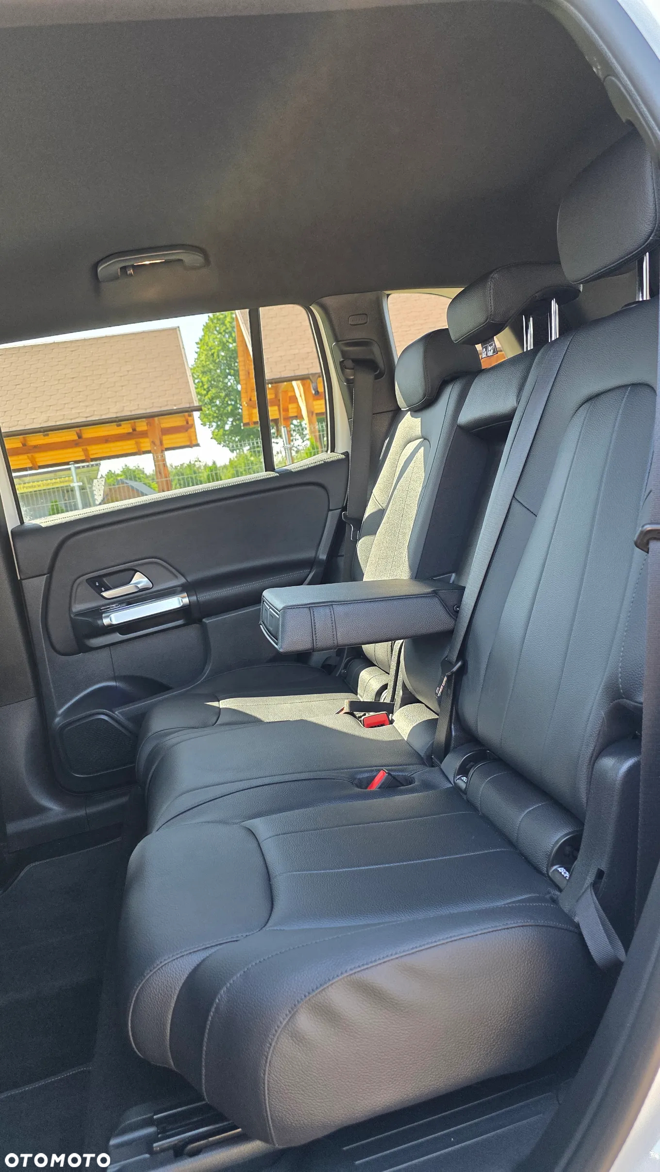 Mercedes-Benz GLB 250 4-Matic Edition 1 8G-DCT - 12