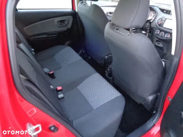 Toyota Yaris 1.33 Premium EU6 - 10