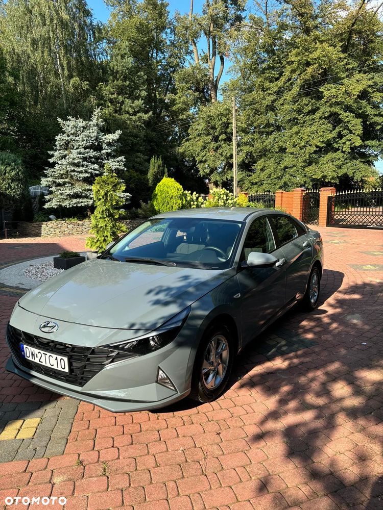 Hyundai Elantra 1.6 Smart CVT - 3