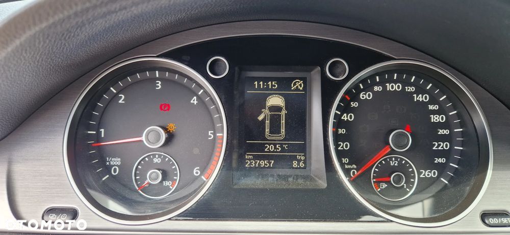 Volkswagen Passat Variant 1.6 TDI BlueMotion Technology Comfortline - 22
