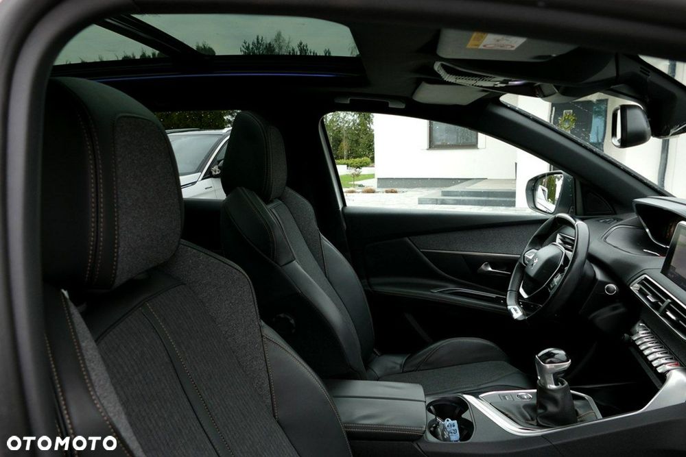 Peugeot 3008 1.2 PureTech GT S&S - 23