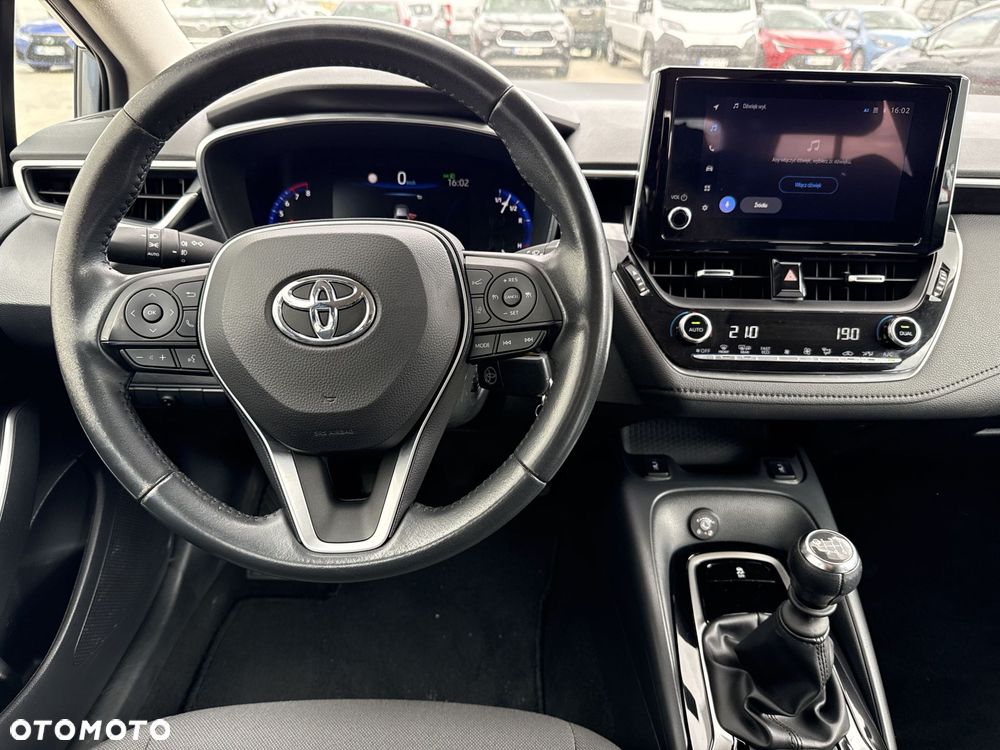 Toyota Corolla - 10