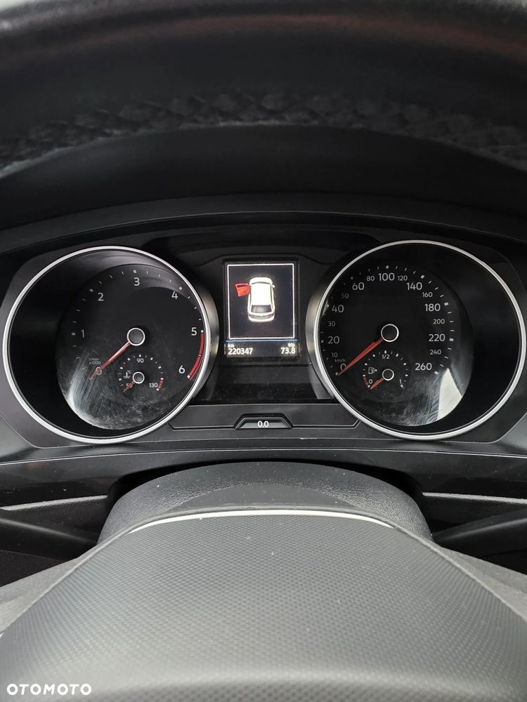 Volkswagen Tiguan - 17