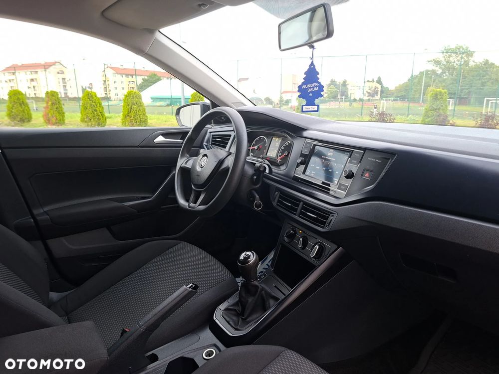 Volkswagen Polo 1.0 Comfortline - 9