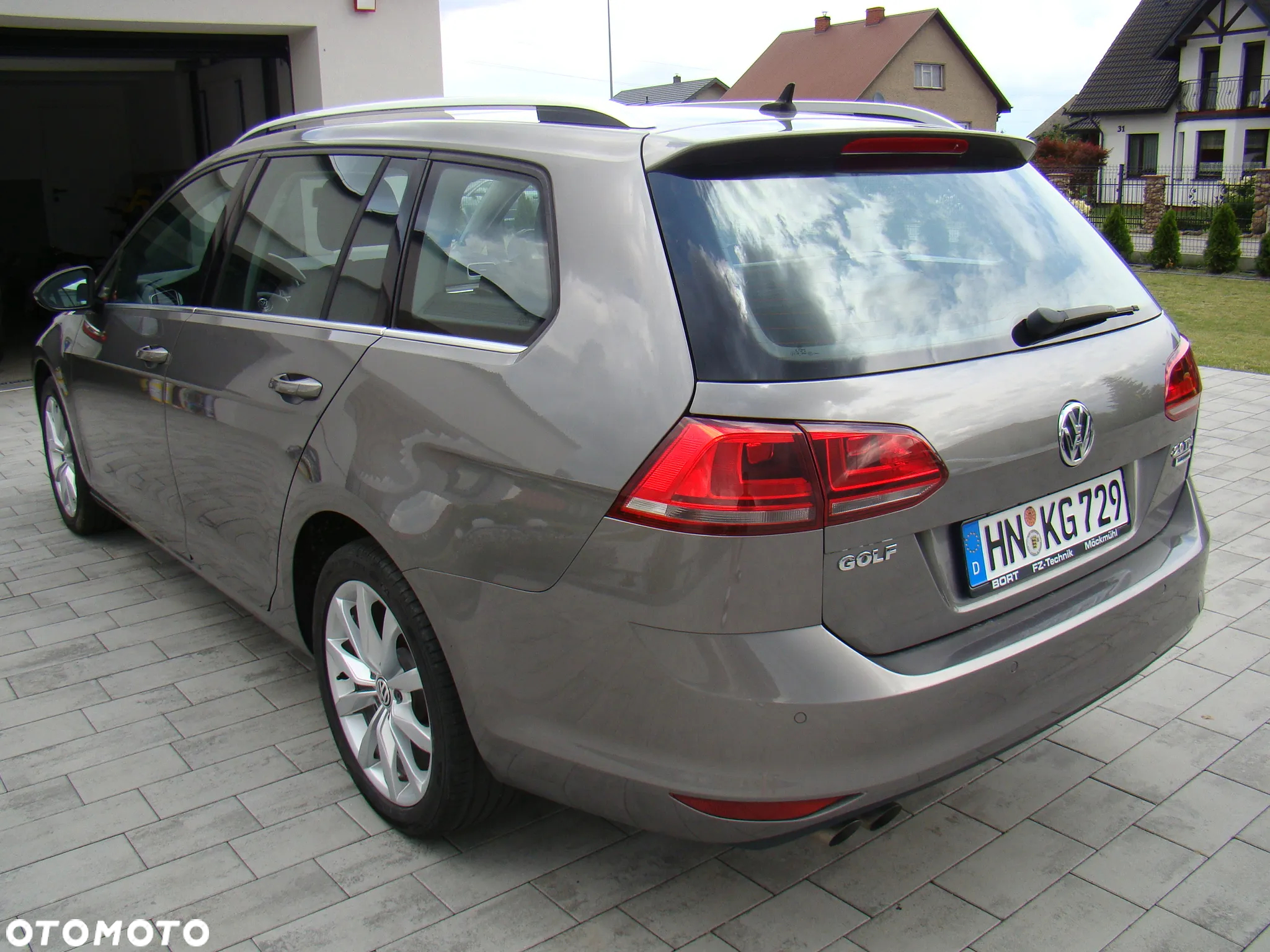 Volkswagen Golf Variant 2.0 TDI (BlueMotion Technology) Highline - 9
