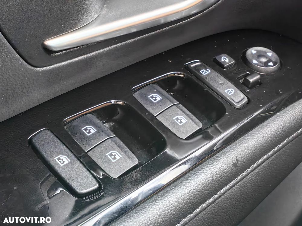 Hyundai Tucson 1.6 l 230 CP 4WD 6AT Style - 27
