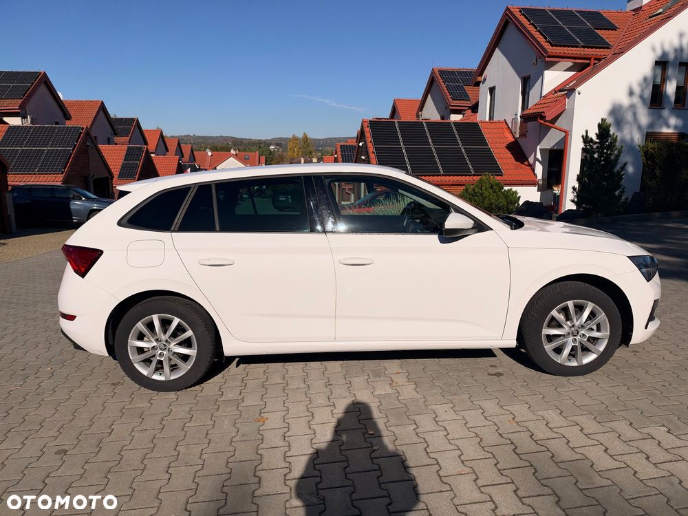 Skoda Scala 2022 photo 2