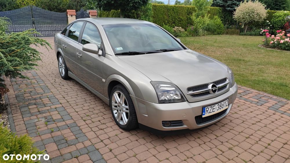 Opel Vectra 2.2 GTS - 3