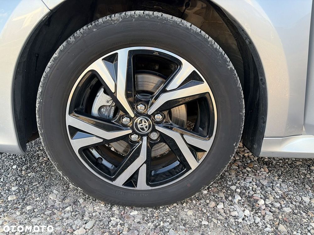 Toyota Yaris Hybrid 1.5 Style - 18