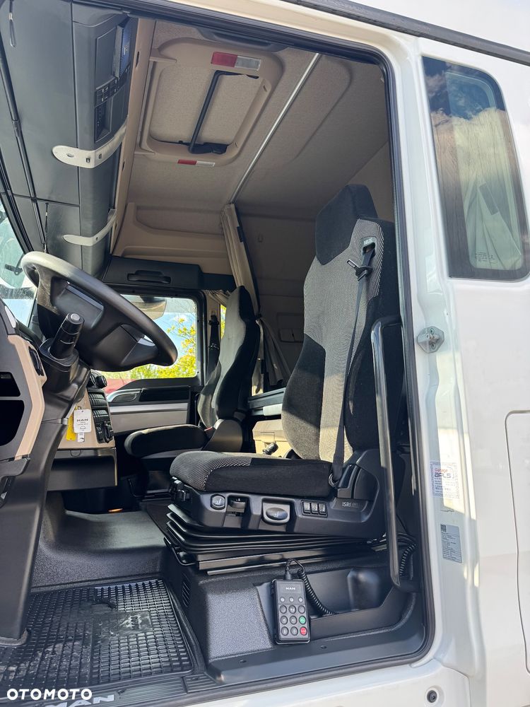 MAN TGX 18.460 / Euro 6 / Automat / Full Spoiler / Lodówka / Retarder / Navi / Z Francji - 28