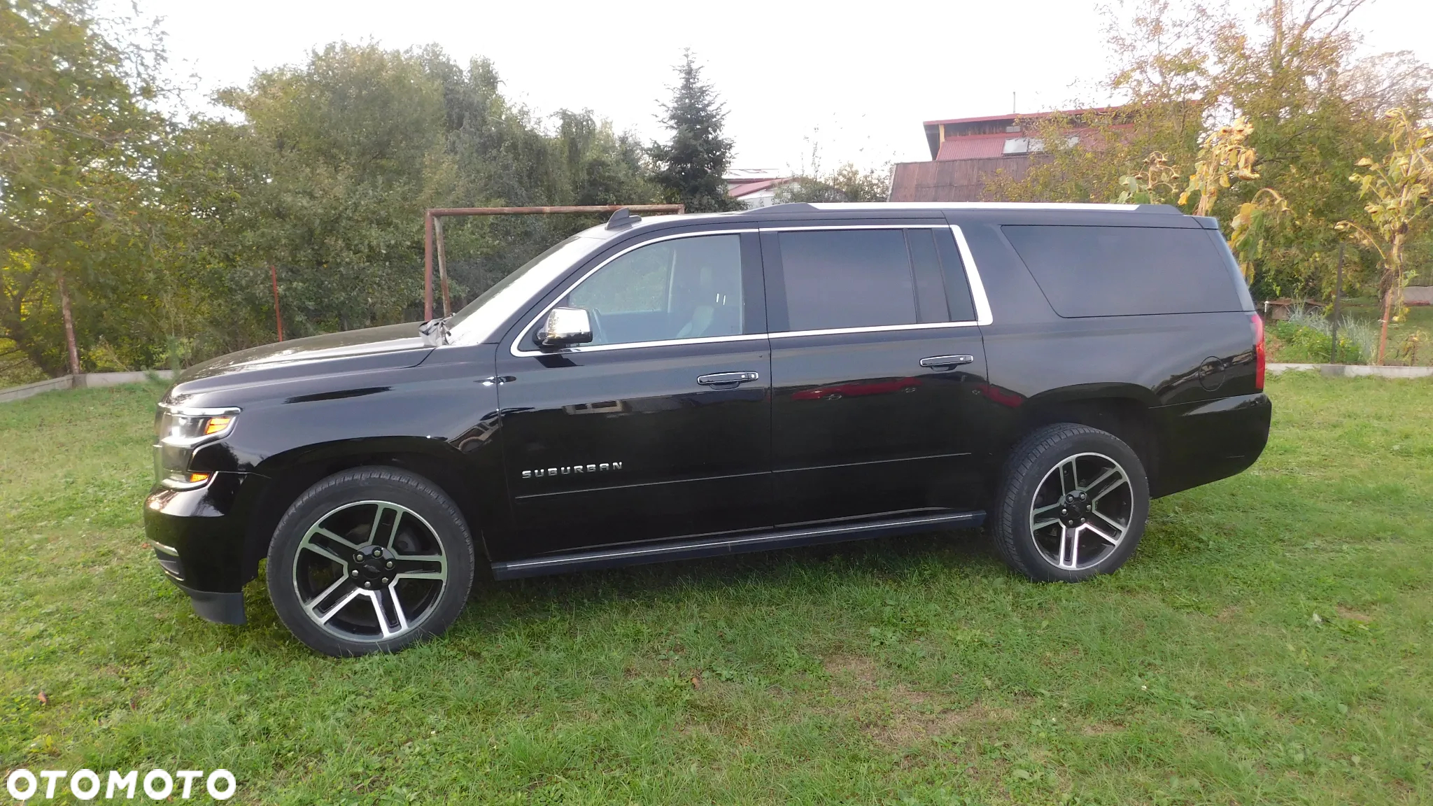 Chevrolet Suburban - 39