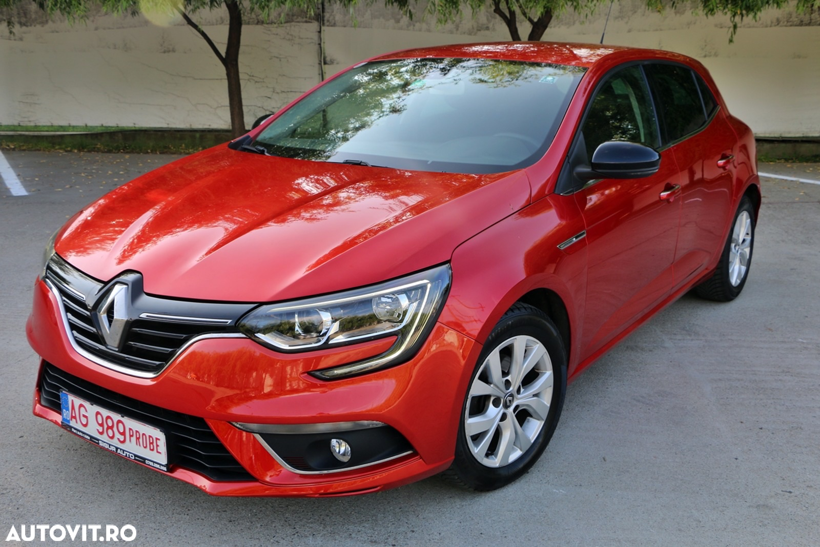 Renault Megane Grandtour TCe 140 GPF LIMITED - 10