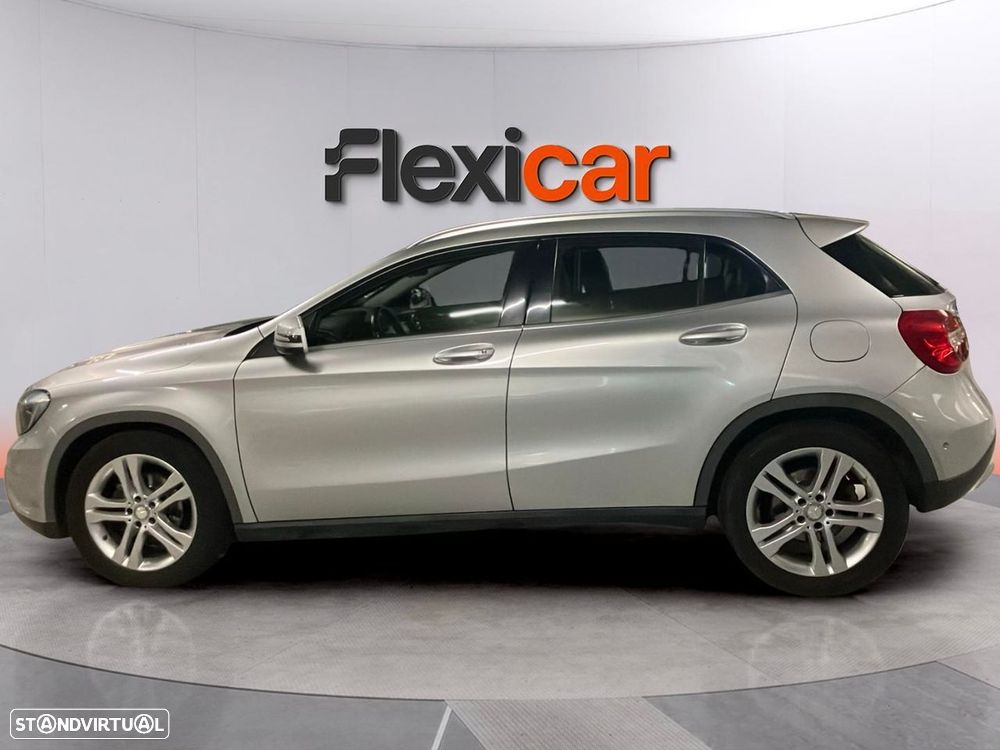Mercedes-Benz GLA 180 CDI Urban - 5