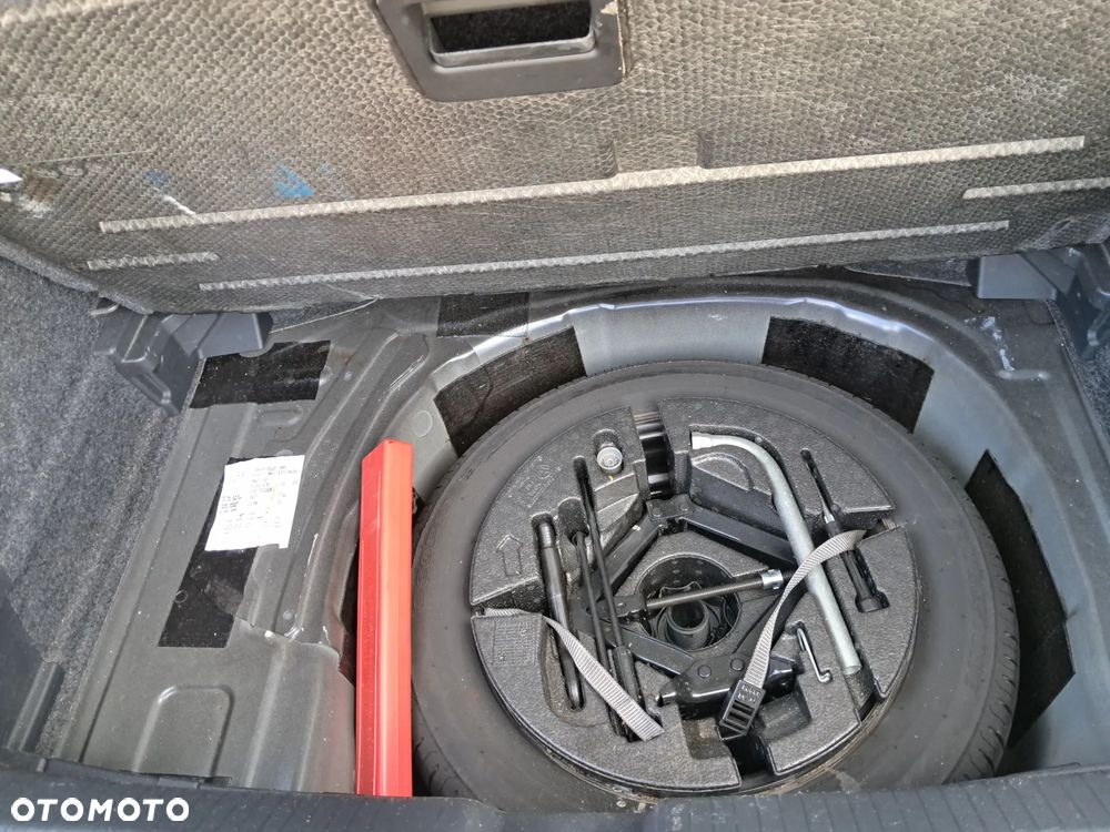 Volkswagen Polo 1.6 TDI SCR DSG Comfortline - 14