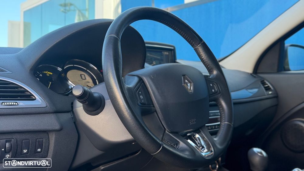 Renault Mégane Sport Tourer 1.5 dCi Dynamique S SS - 13