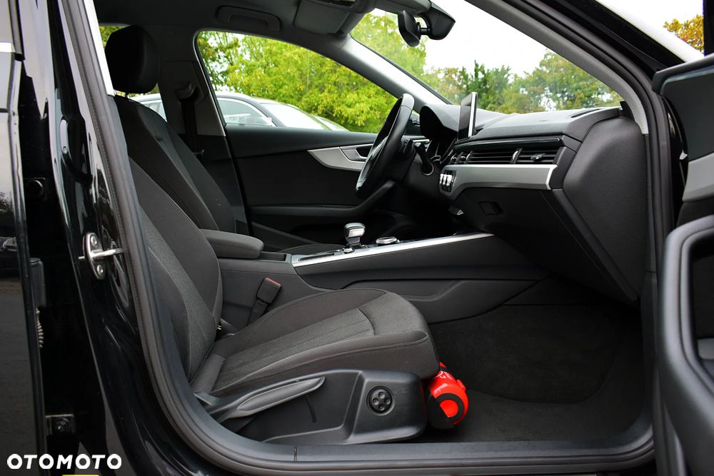 Audi A4 - 8