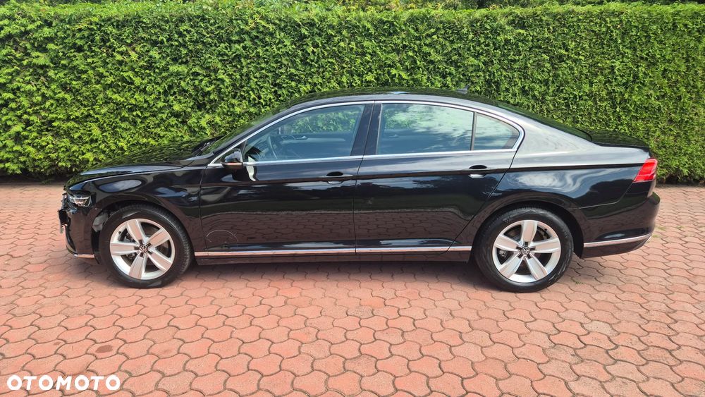 Volkswagen Passat 2.0 TDI Elegance DSG - 3