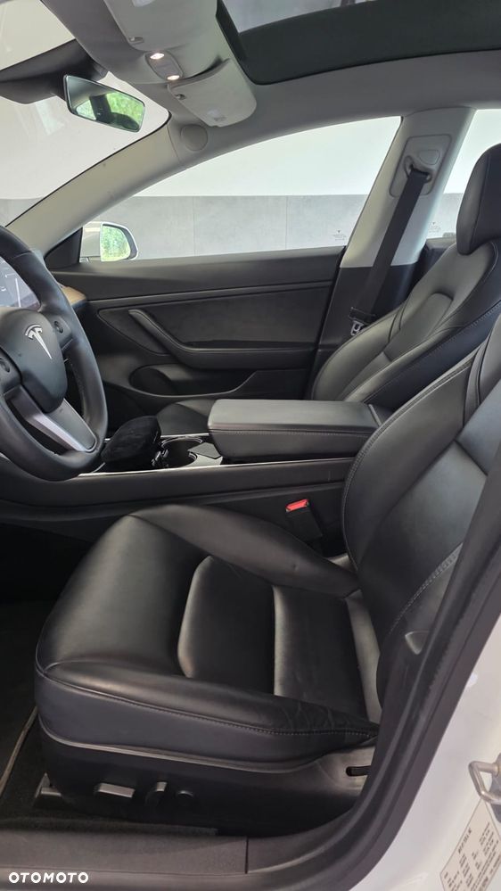 Tesla Model 3 Long Range RWD - 17