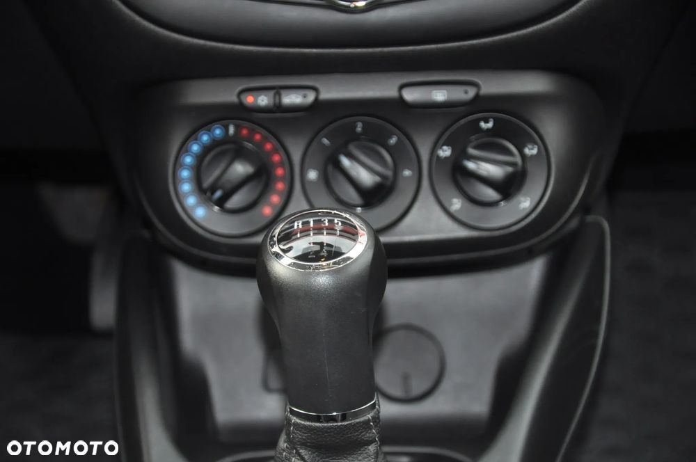 Opel Corsa 1.4 Enjoy - 34