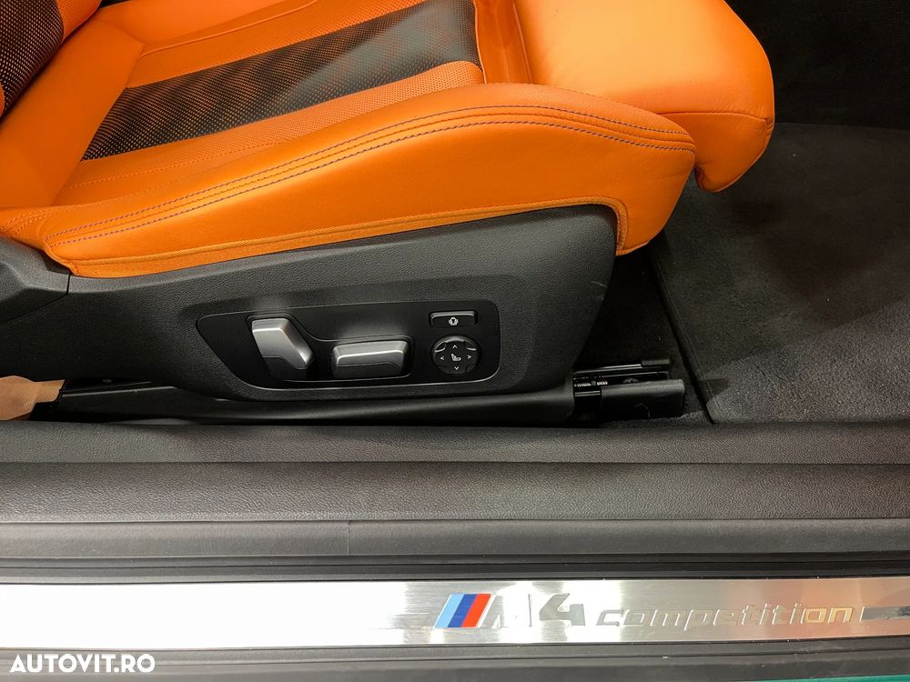 BMW M4 Competition M xDrive AT - 33