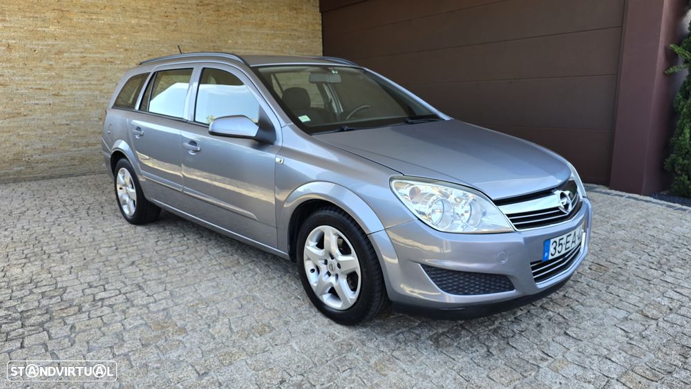 Opel Astra 1.3 CDTi Enjoy EcoFLEX - 1