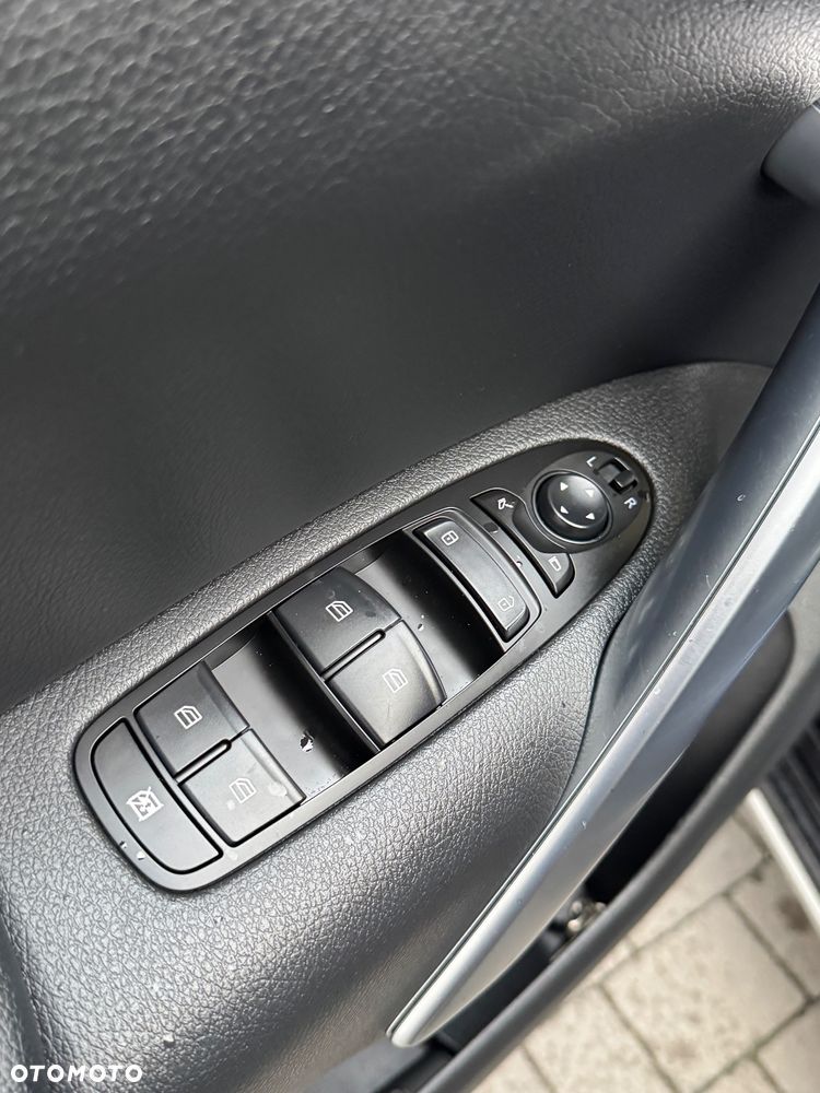 Mercedes-Benz Klasa X POWER EDITION - 16