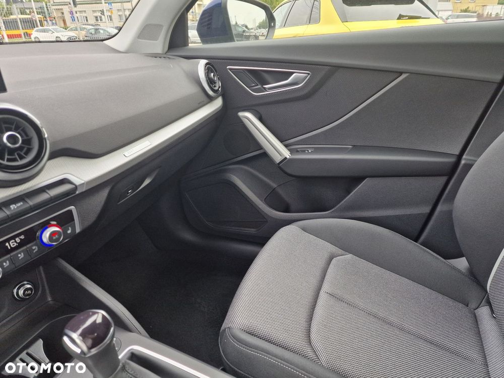 Audi Q2 - 18