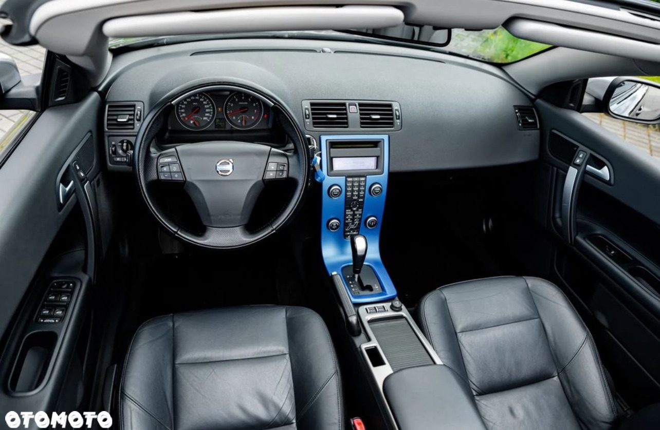 Volvo C70 2.4i Summum - 24