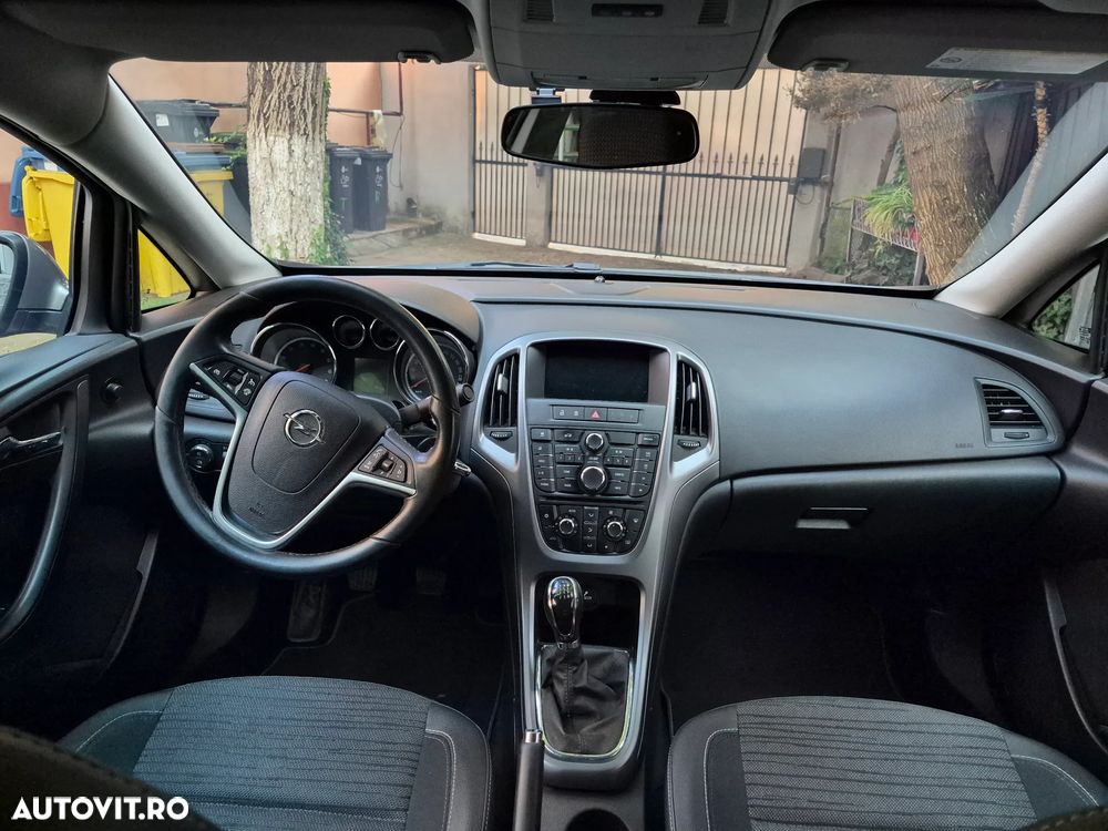 Opel Astra 1.4 Turbo ECOTEC Start/Stop Enjoy - 2