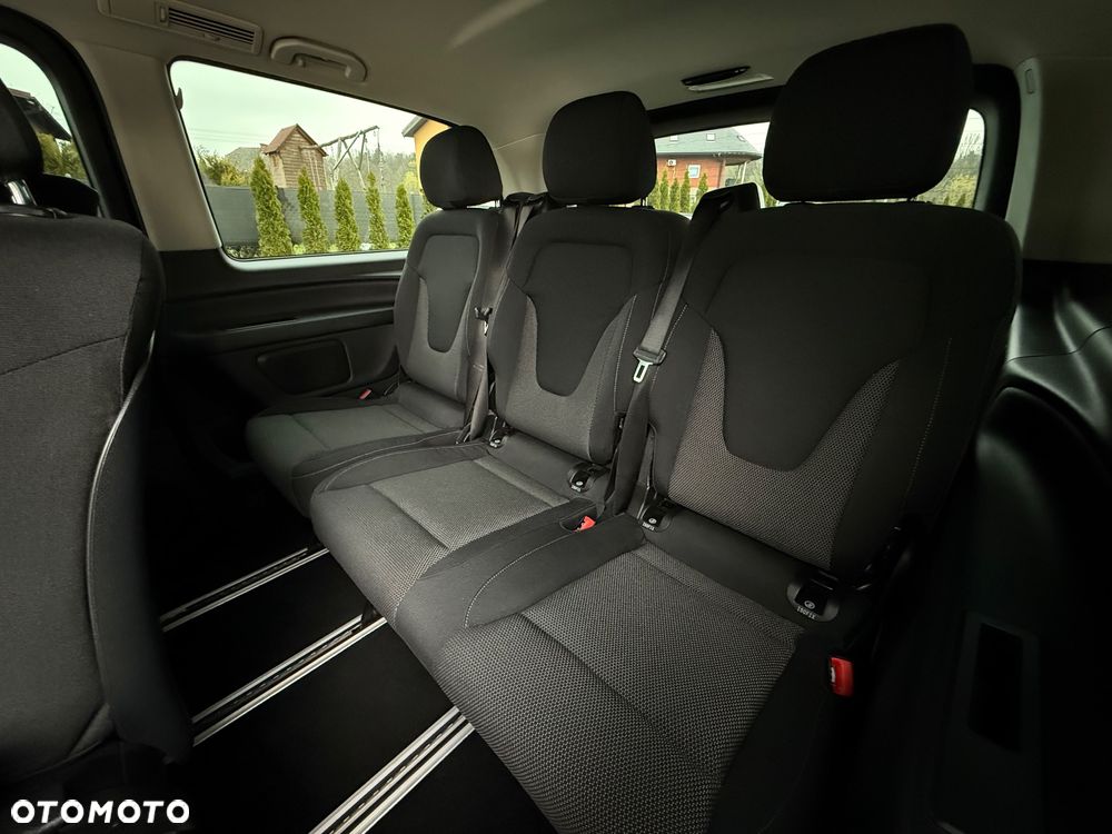 Mercedes-Benz Klasa V 250 d lang 4Matic 7G-TRONIC SCORE - 32