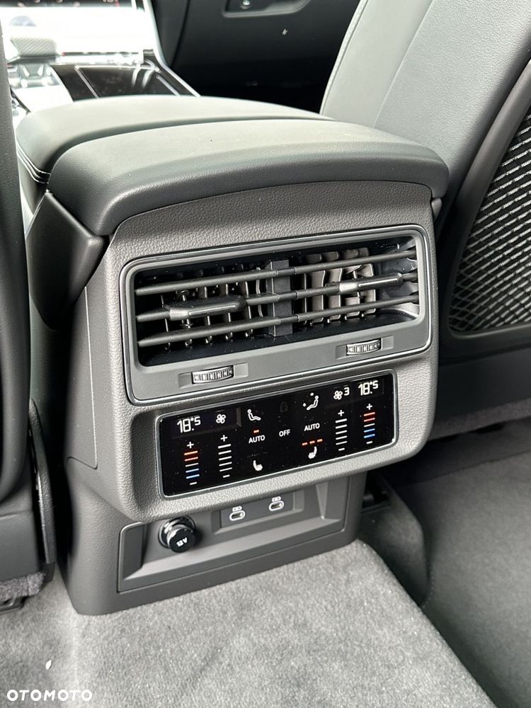 Audi SQ8 - 22