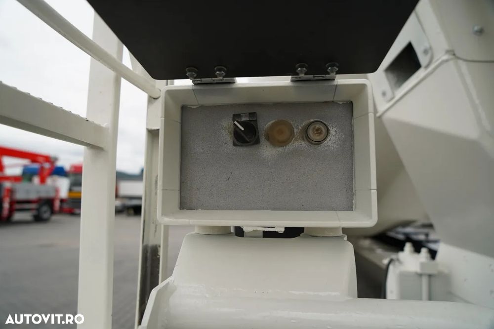 Renault C 430 / 8X4 / BETONIERĂ / MIXER 9 M3 / JANTE DIN ALIAJ / EURO 6 / - 19